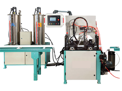 1572943512601805.jpg 穿條注膠生產(chǎn)線.jpg